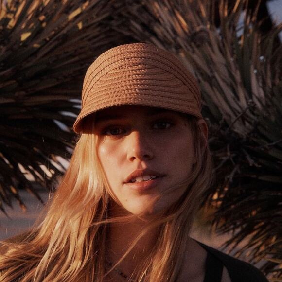 Madewell Tan Straw Visor - Picture 4 of 5